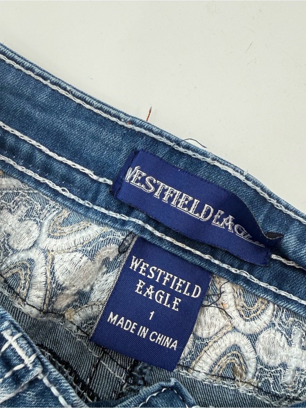 Embellished Back-Pocket Boot Cut Jeans - Blue - Picture 5 of 7